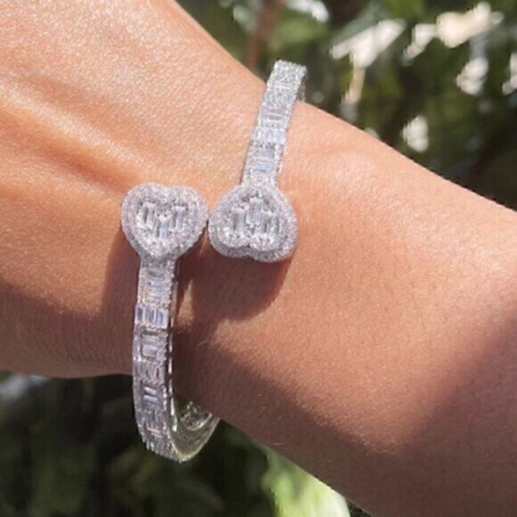 Iced Out Bling Opened Heart Zircon Charm Silver Rhinestone Bracelet - Picture 3 of 10